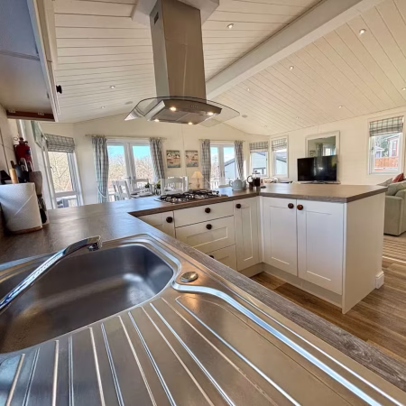 b2d51076-37d1-4e9c-924c-5cc2cbd555dd